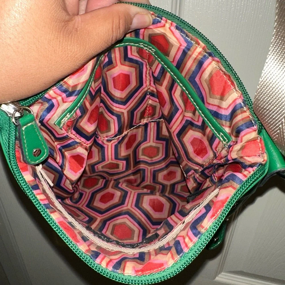 Franco Sarto Green Crossbody Bag with Structured Design - Picture 3 of 4